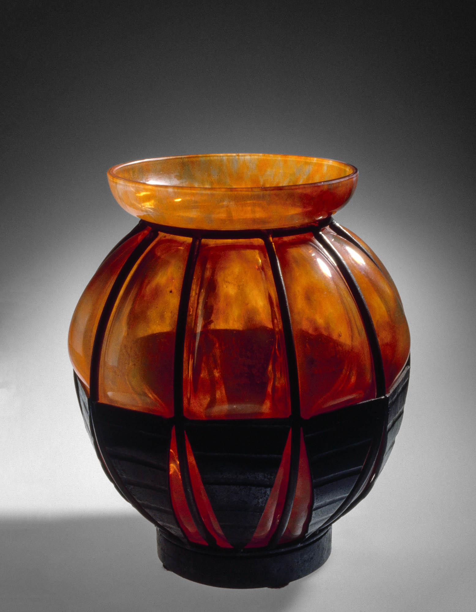 Laubwald Verreries de Nancy Daum Frères Vase