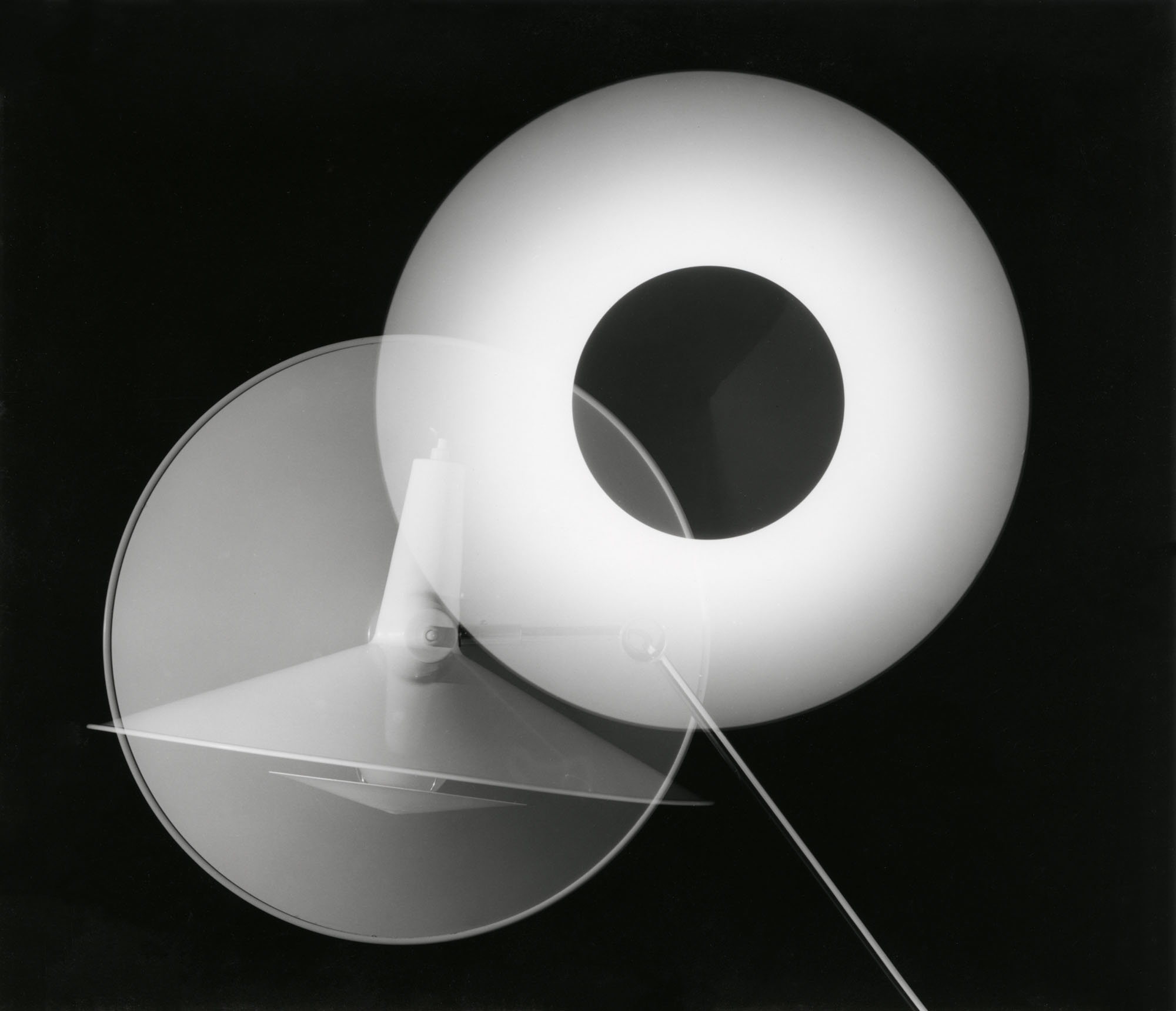 Halo 250 Rico Baltensweiler Rosmarie Baltensweiler Floor lamp