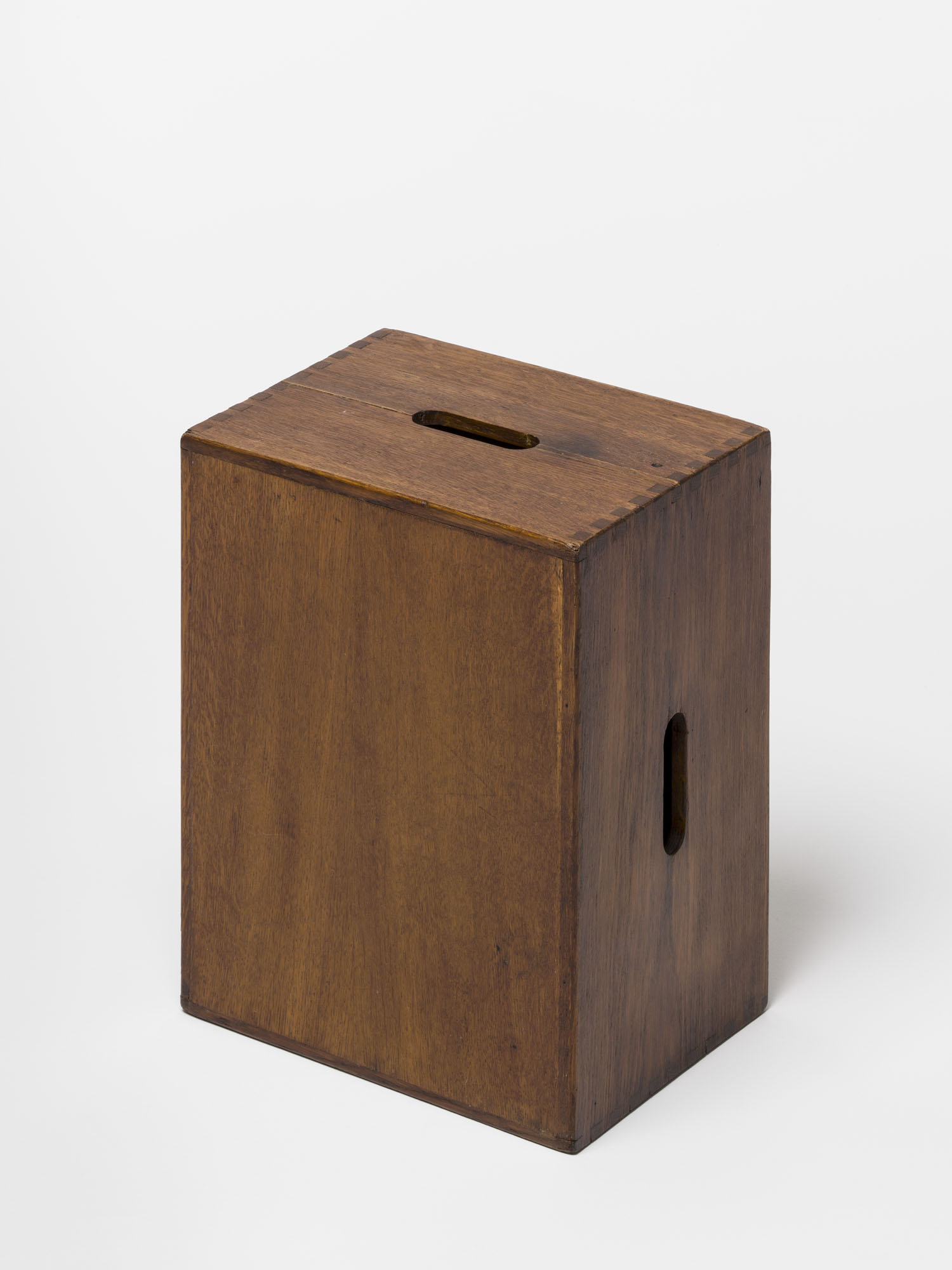 Box, Prototyp Big-Game Stool
